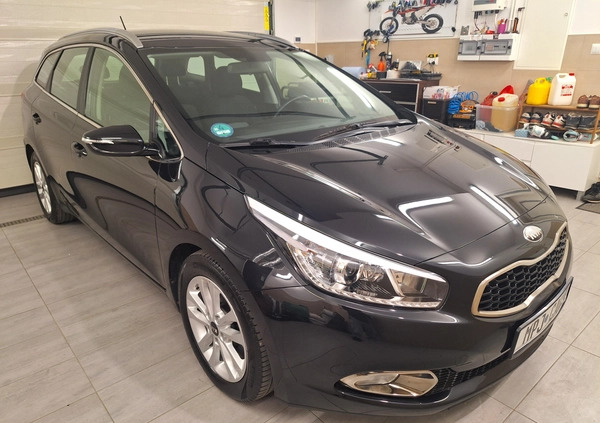 Kia Ceed cena 36900 przebieg: 153000, rok produkcji 2013 z Tomaszów Lubelski małe 436